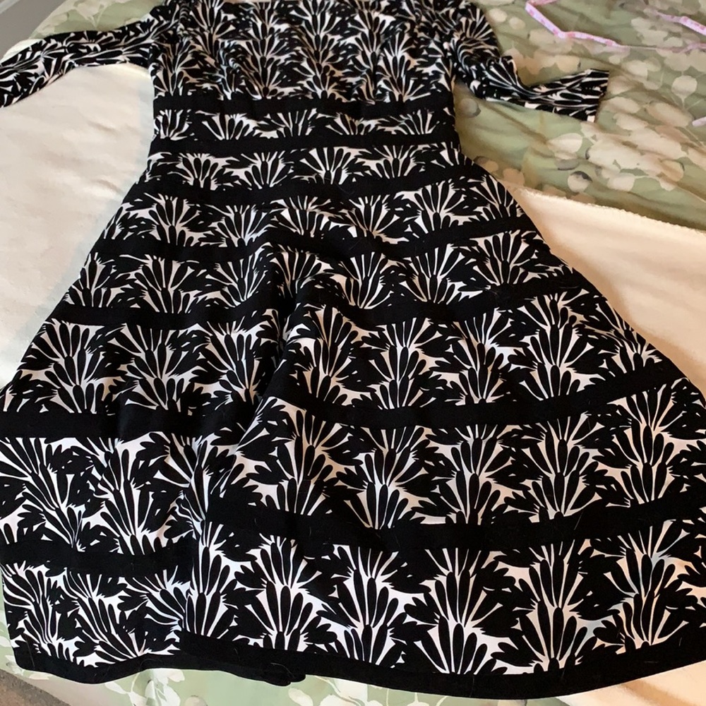 Anne Klein a-line print dress! Like new! Such a pretty dress!